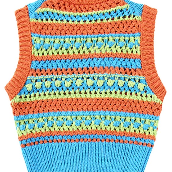 NWT 'Heidy' Crochet Sleeveless Vest Top - Picture 3 of 5